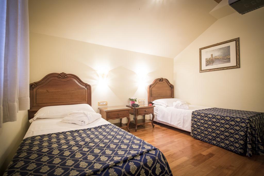 Hotel Spessotto ポルトグルアーロ エクステリア 写真