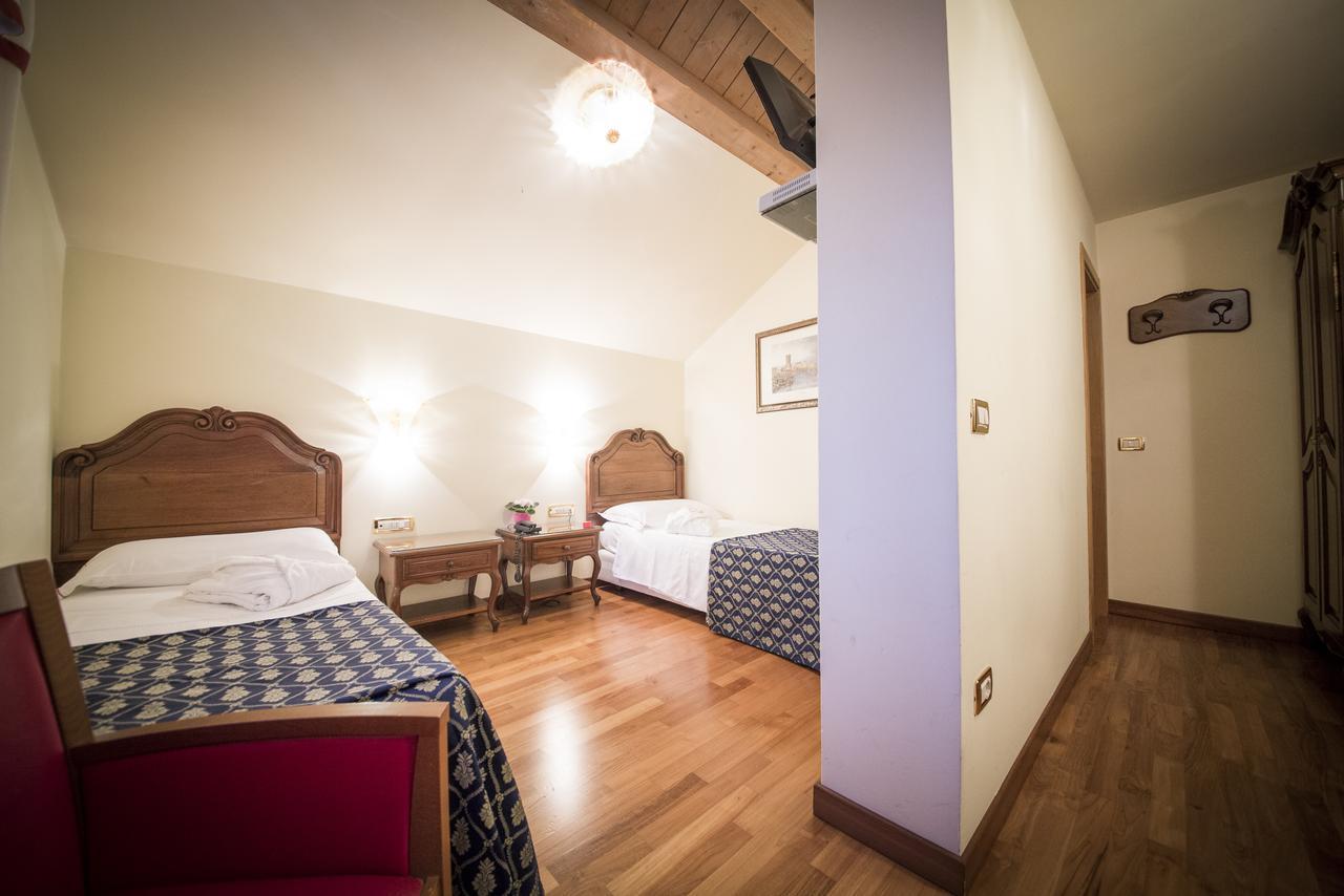 Hotel Spessotto ポルトグルアーロ エクステリア 写真