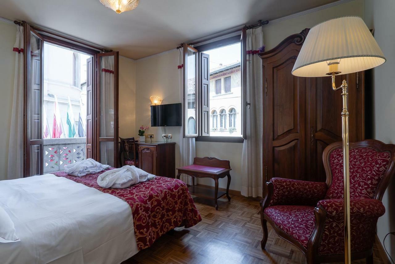 Hotel Spessotto ポルトグルアーロ エクステリア 写真